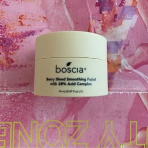 5 for $25! Boscia Berry Blend Smoothing Mask